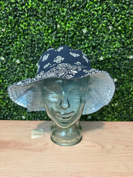 Free People Bandana Bucket Hat #41 - Picture 5 of 7
